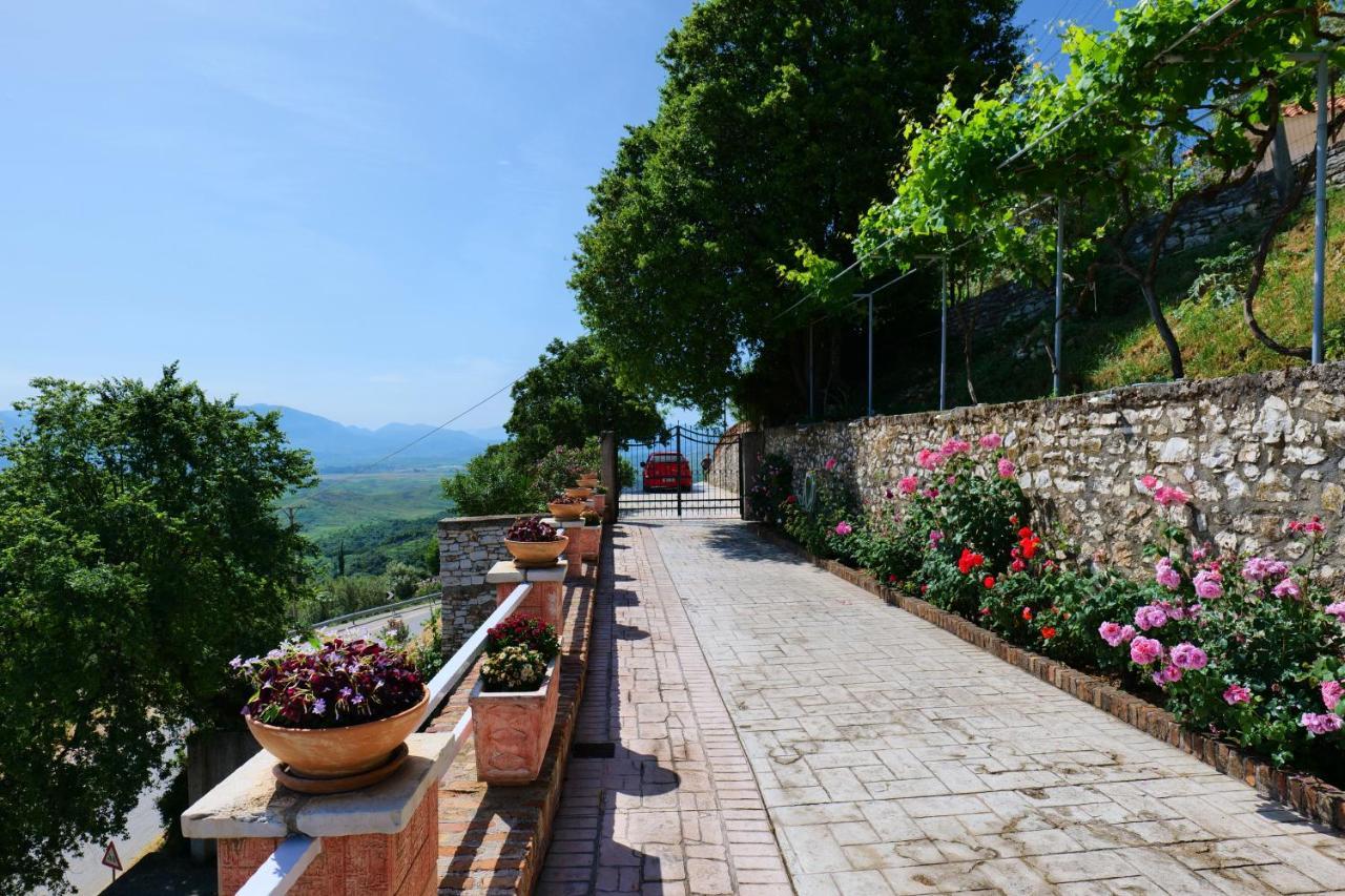 شقة Saranda Landscape Nivice المظهر الخارجي الصورة
