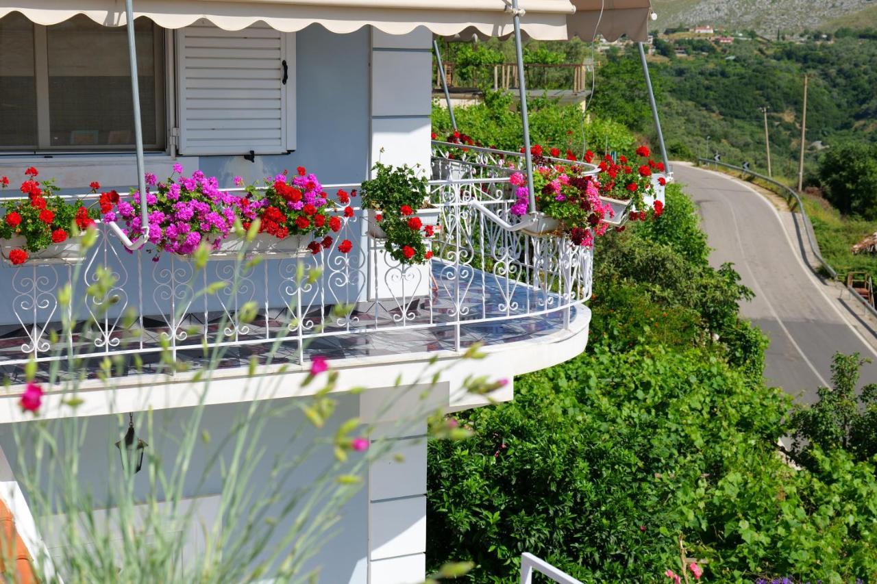 شقة Saranda Landscape Nivice المظهر الخارجي الصورة